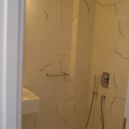 Guest house Efharis Kamares (Sifnos)