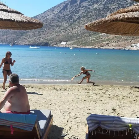 Guest house Efharis 3*