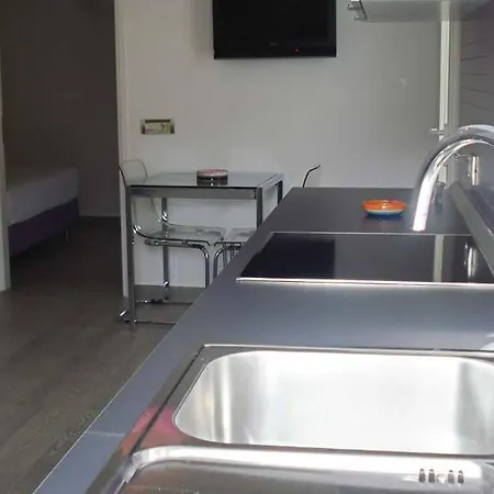 Guest house Efharis Kamares (Sifnos)