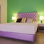 Efharis