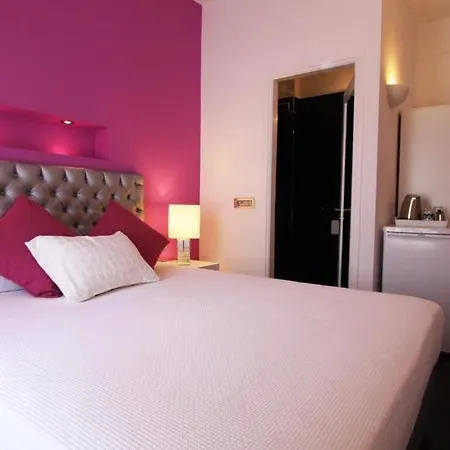 埃夫哈里斯旅馆 3*